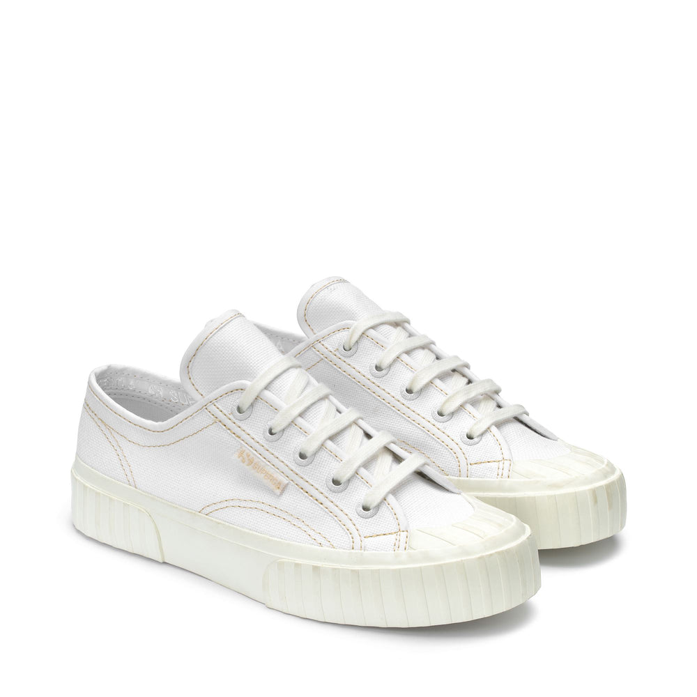 Sneakers Unisex 2630 STRIPE Low Cut WHITE-BEIGE LT Dressed Front (jpg Rgb)	