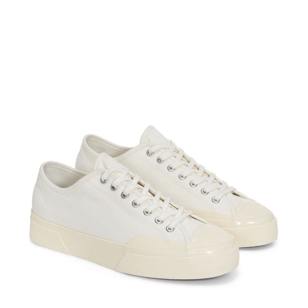 Le Superga Unisex 2432 WORKS LOW CUT BROKENTWILL Low Cut WHITE-OFF WHITE Dressed Front (jpg Rgb)	