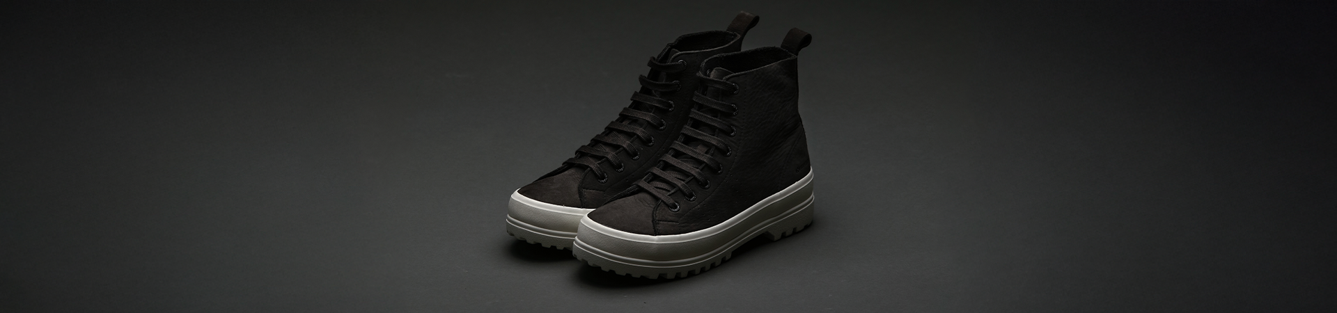 Superga: Superga Black Days Discover the best deals of the year