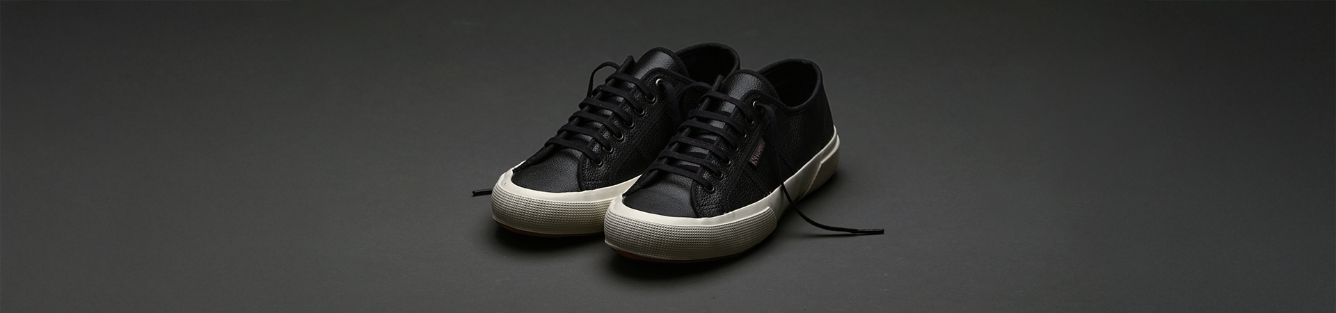 Superga: Superga Black Days Discover the best deals of the year