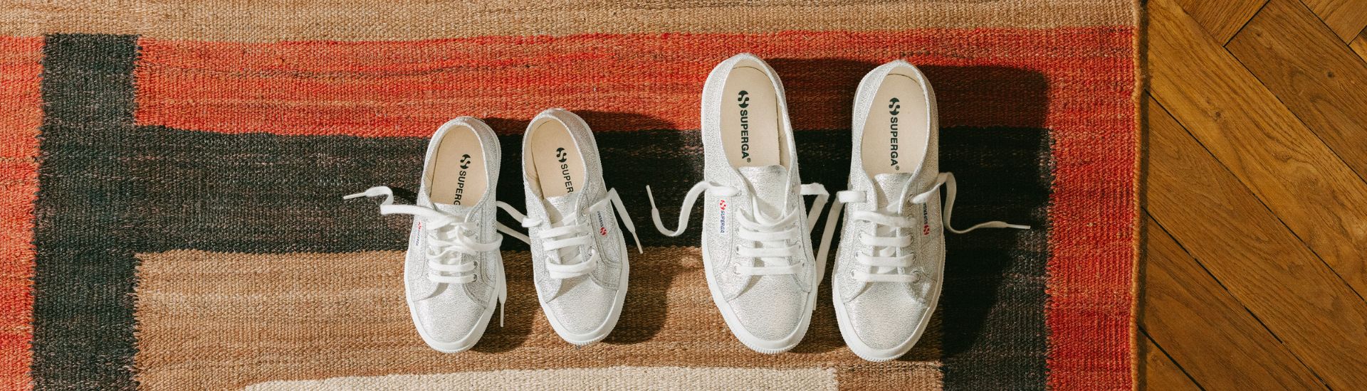 Superga: Sneakers et Chaussures de Cérémonie Fille Basket Élégante:  Chaussures en dentelle et Macramé