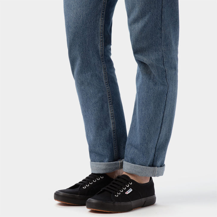 Zapatillas Clásicas Unisex en Negro con Parte Superior de Algodón 6