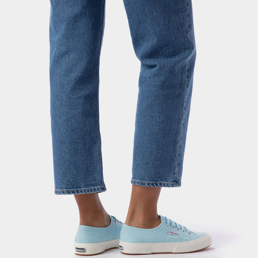 Sneakers Classiche Unisex Colore Azzurro con Tomaia in Cotone main