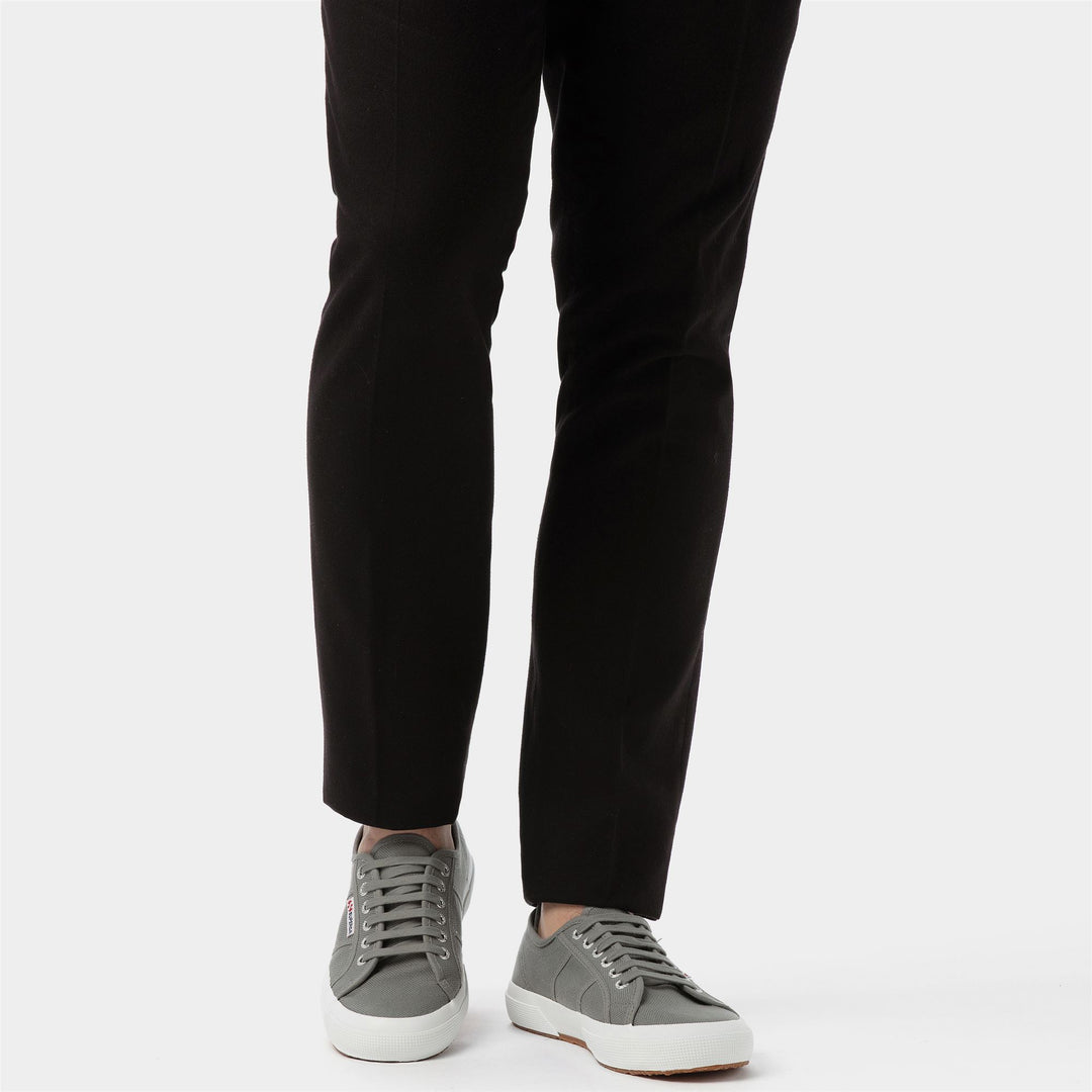 Zapatillas Clásicas Unisex en Gris con Parte Superior de Algodón main
