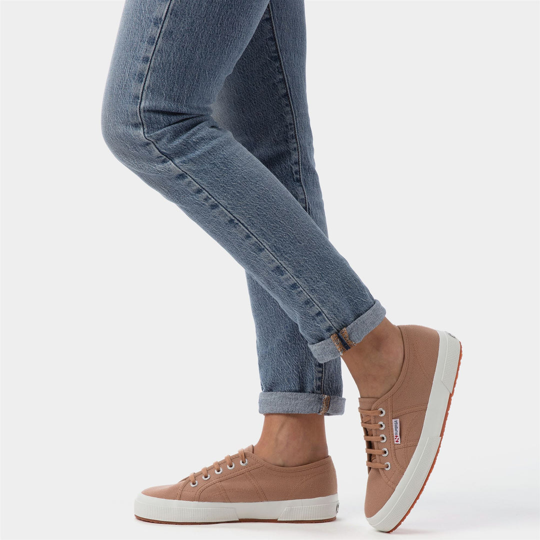 Klassische braune Unisex-Sneaker mit Obermaterial aus Baumwolle main