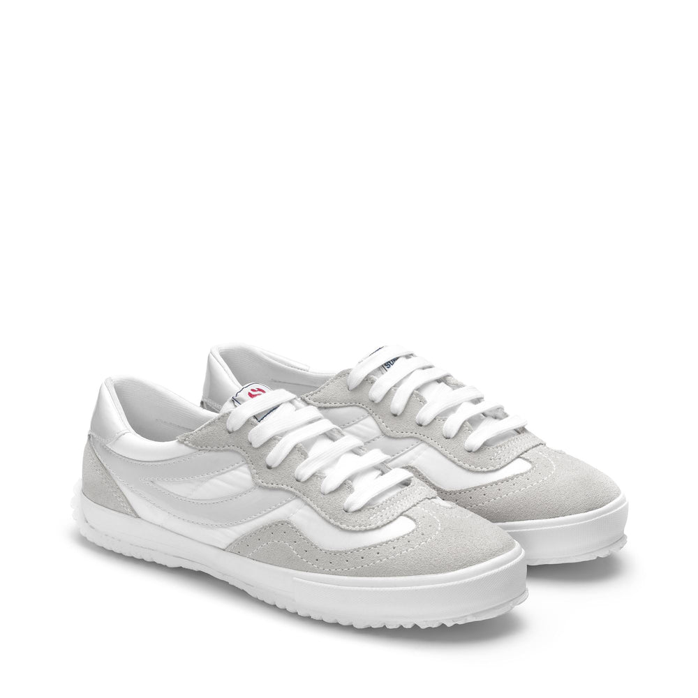 Sneakers Unisex 2832-NYLU Low Cut WHITE Dressed Front (jpg Rgb)	