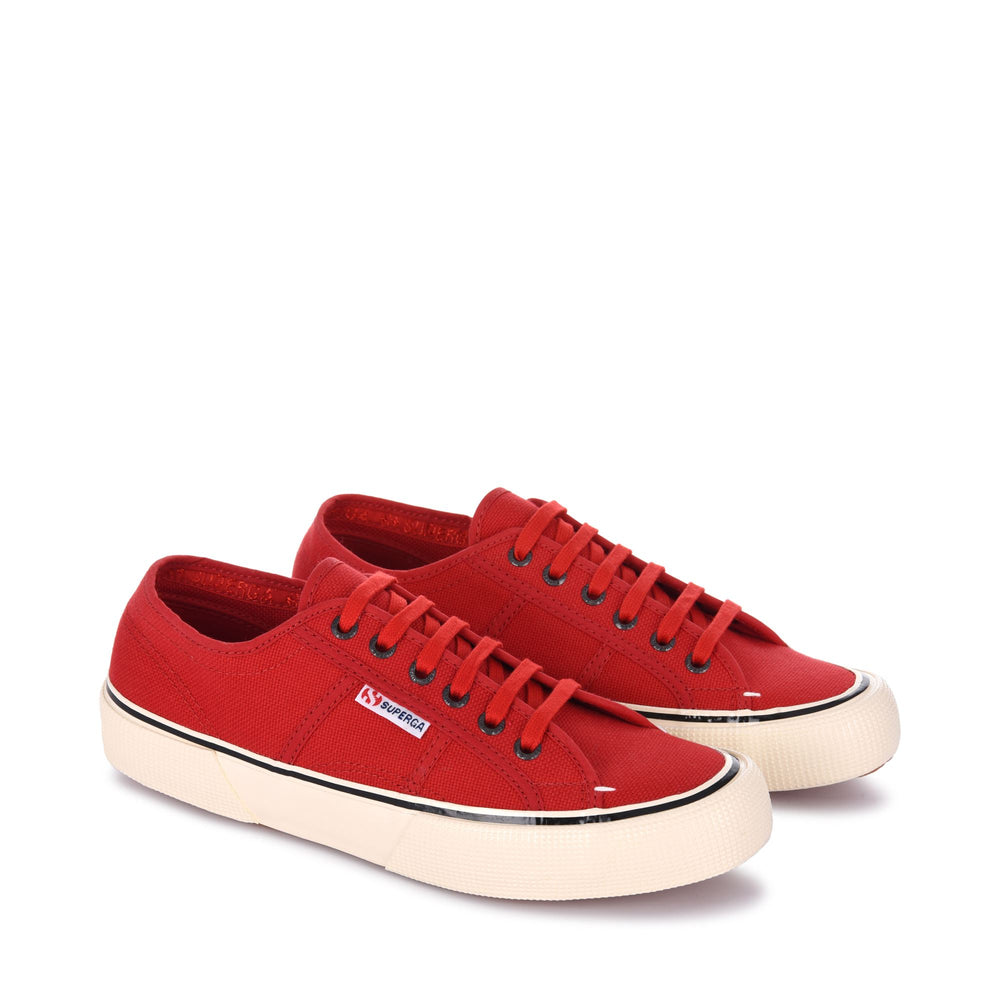 Le Superga Unisex 2490 BOLD Sneaker RED FLAME-OFF WHITE Dressed Front (jpg Rgb)	