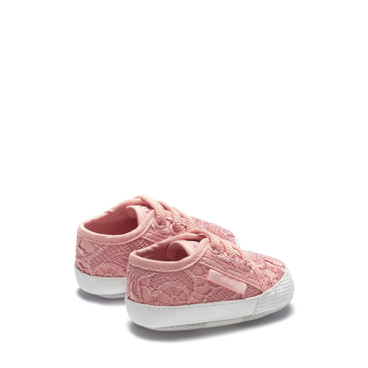 Sneakers basse da bambina rosa con tomaia in pizzo macramè 3