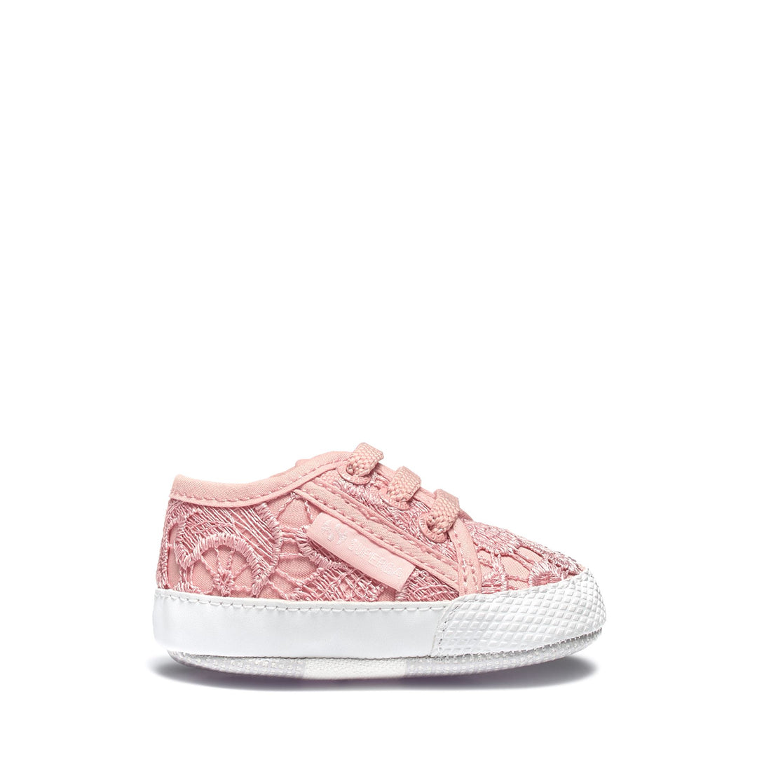 Sneakers basse da bambina rosa con tomaia in pizzo macramè 01