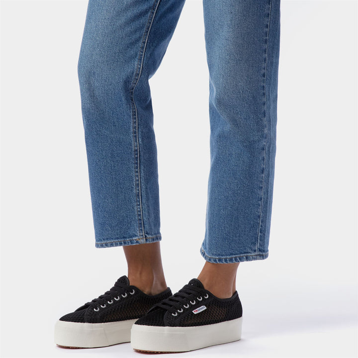 Sneakers con zeppa nere con tomaia in mesh 6
