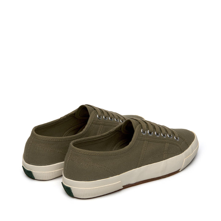 Sneakers unisex verdi con tomaia in cotone 3