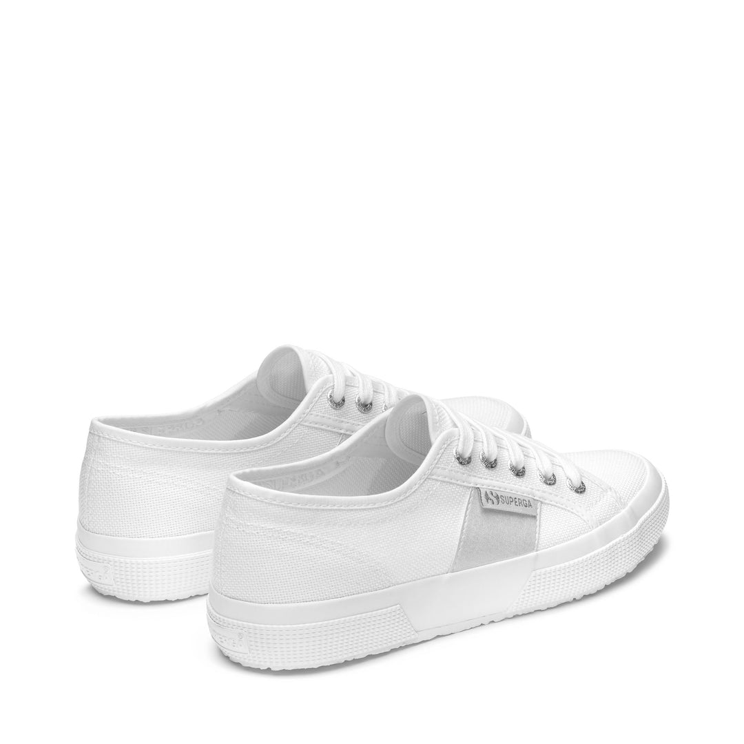 Le Superga Woman 2750 PEARL CANVAS PATCH Low Cut WHITE-SILVER Dressed Side (jpg Rgb)		