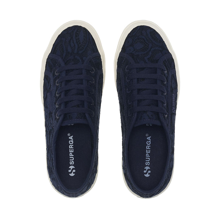 Sneakers basse blu da donna con tomaia in pizzo macramè 4