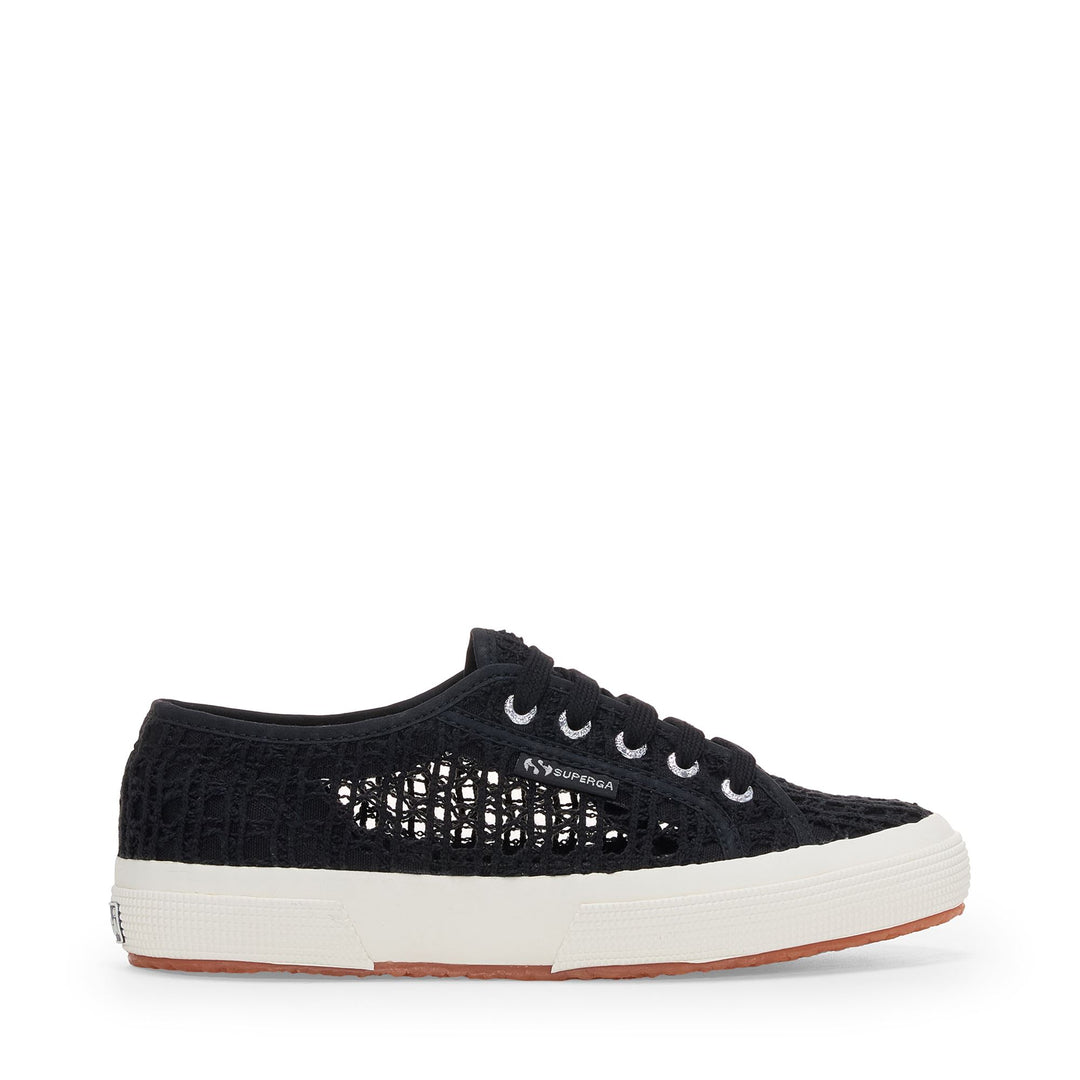 Zapatillas clásicas negras para mujer con parte superior de crochet 01