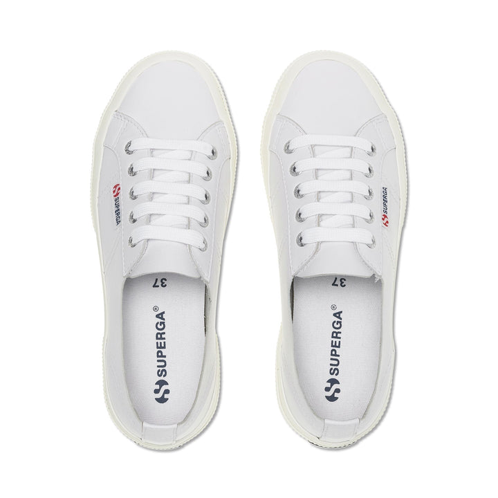 Le Superga Woman 2750 UNLINED NAPPA Sneaker OPTICAL WHITE-SILVER-FAVORIO Dressed Back (jpg Rgb)		