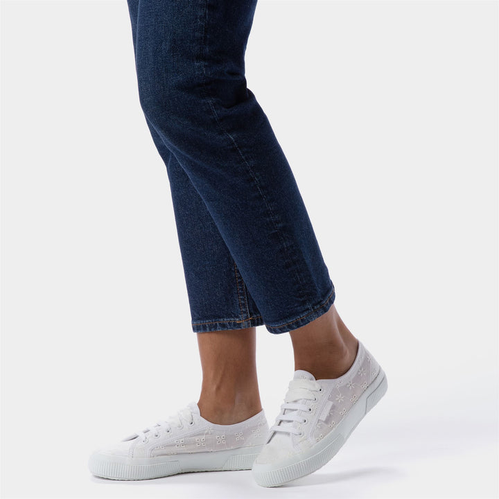 Sneakers basse da donna completamente bianche con tomaia in cotone 6