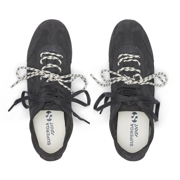 Zapatillas unisex de corte bajo en color gris con parte superior de ante. 4