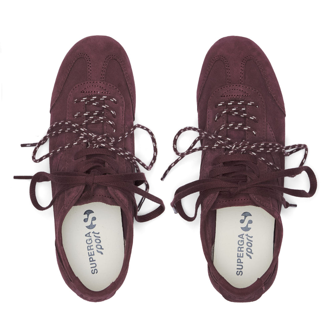 Sneakers classiche unisex completamente rosse con tomaia in pelle scamosciata main