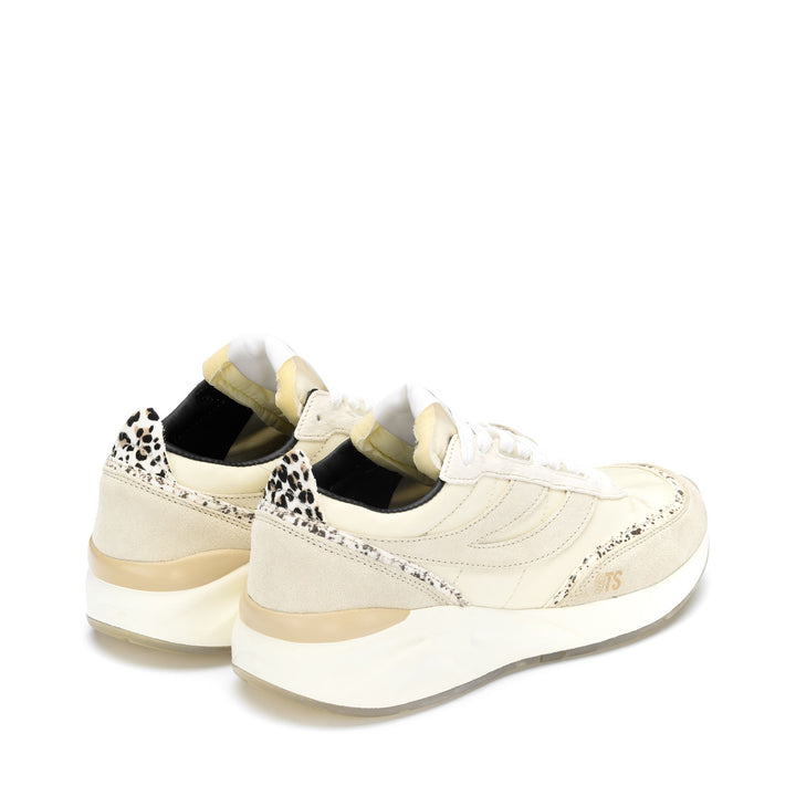 Beige Unisex Low Cut Sneakers mit Obermaterial aus recyceltem Nylon 3
