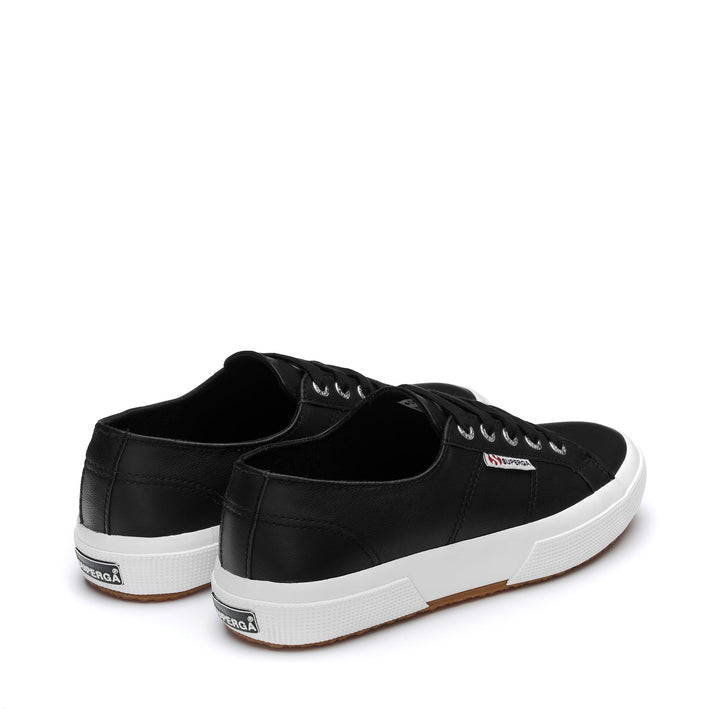 Zapatillas negras unisex con parte superior de piel napa 3