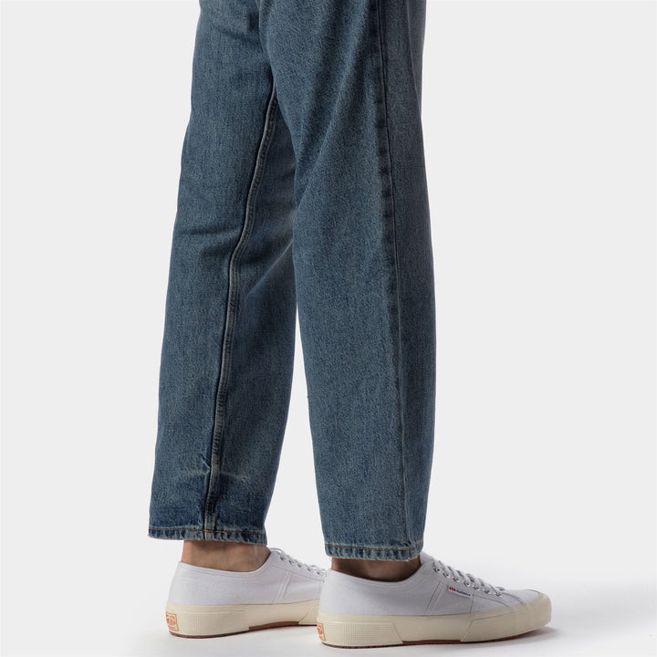 Weiße Low Cut-Sneakers mit Baumwollobermaterial 7