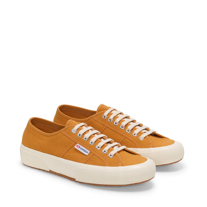 Braune Unisex Low Cut Sneakers mit Obermaterial aus Baumwolle 2